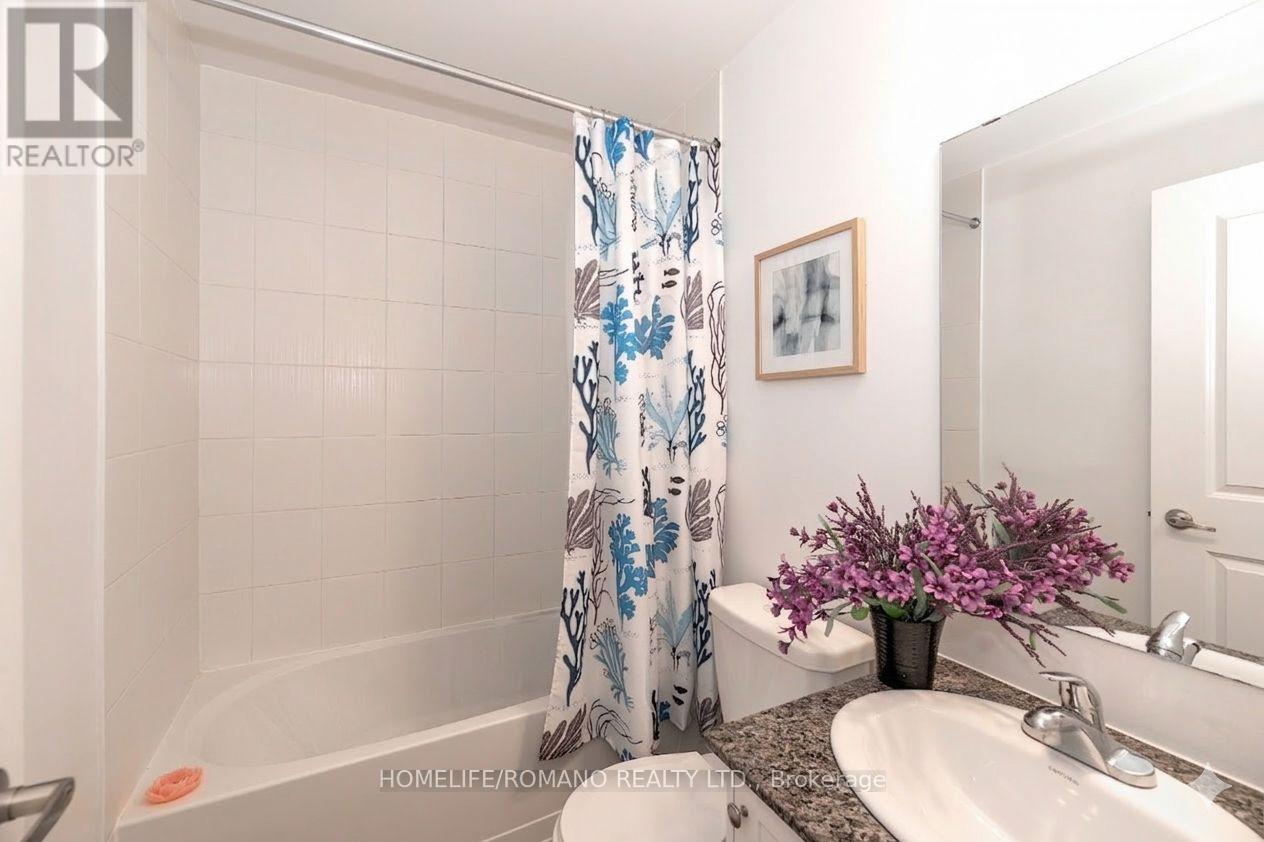 33 - 869 Wilson Avenue, Toronto (Downsview-Roding-Cfb), Ontario  M3K 0A4 - Photo 17 - W12875360