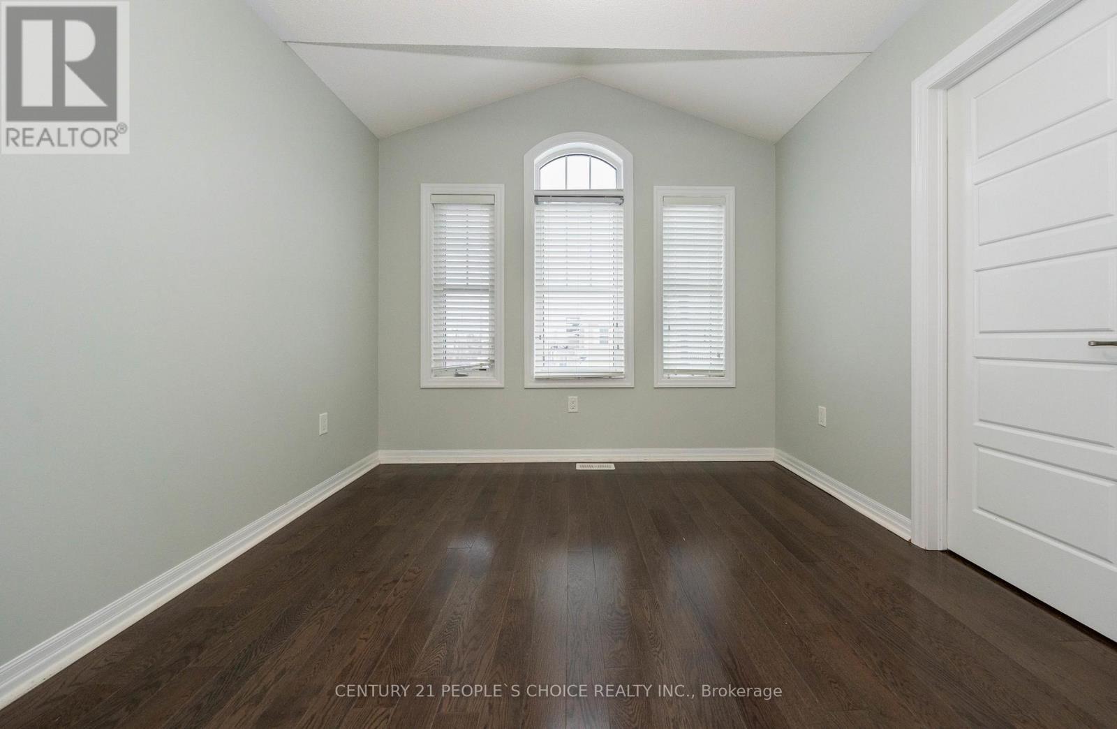 381 Dahlia Trail, Oakville, Ontario  L6M 1L4 - Photo 8 - W12875376