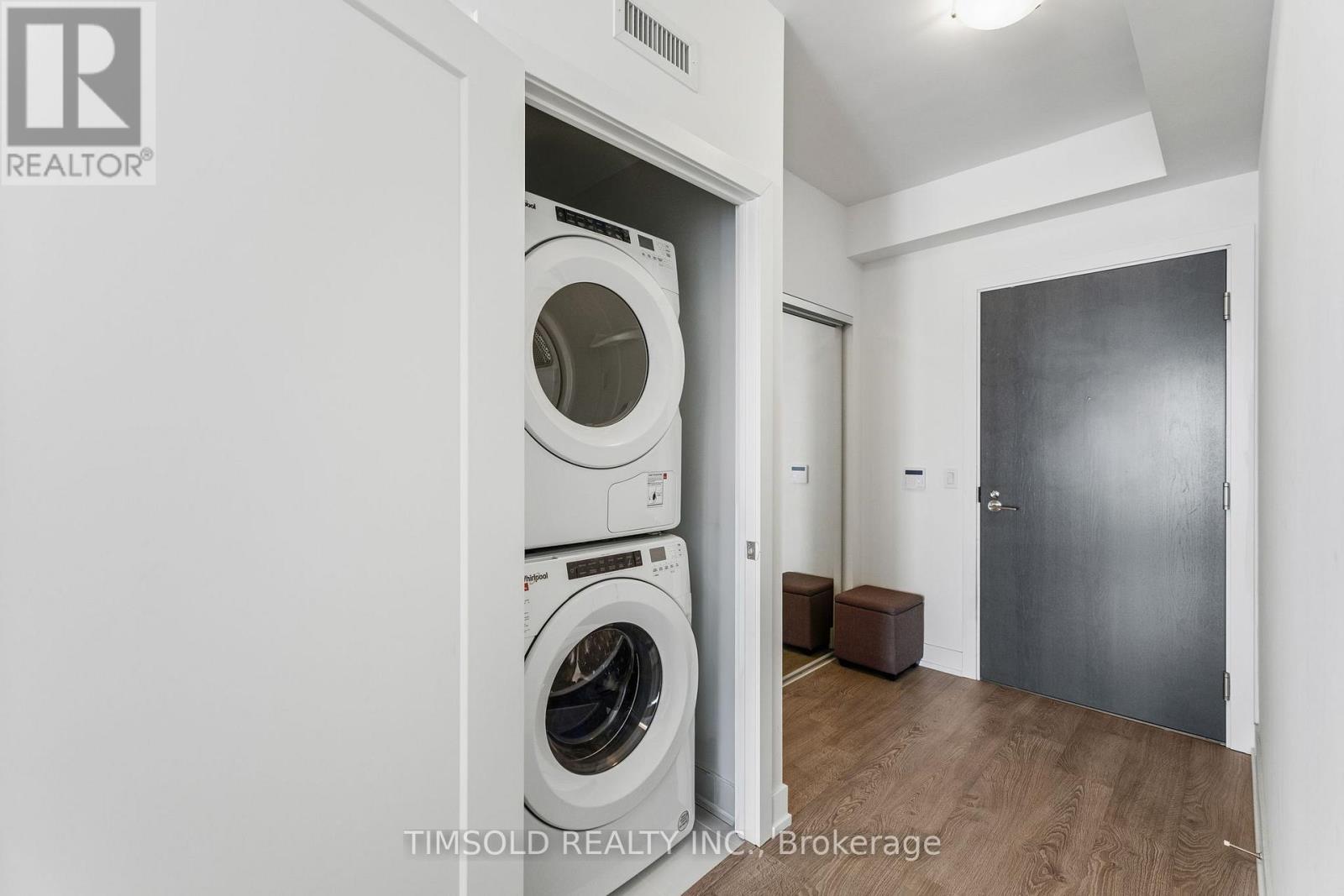 4136 - 5 Mabelle Avenue, Toronto, Ontario  M9A 4Y1 - Photo 7 - W12875394