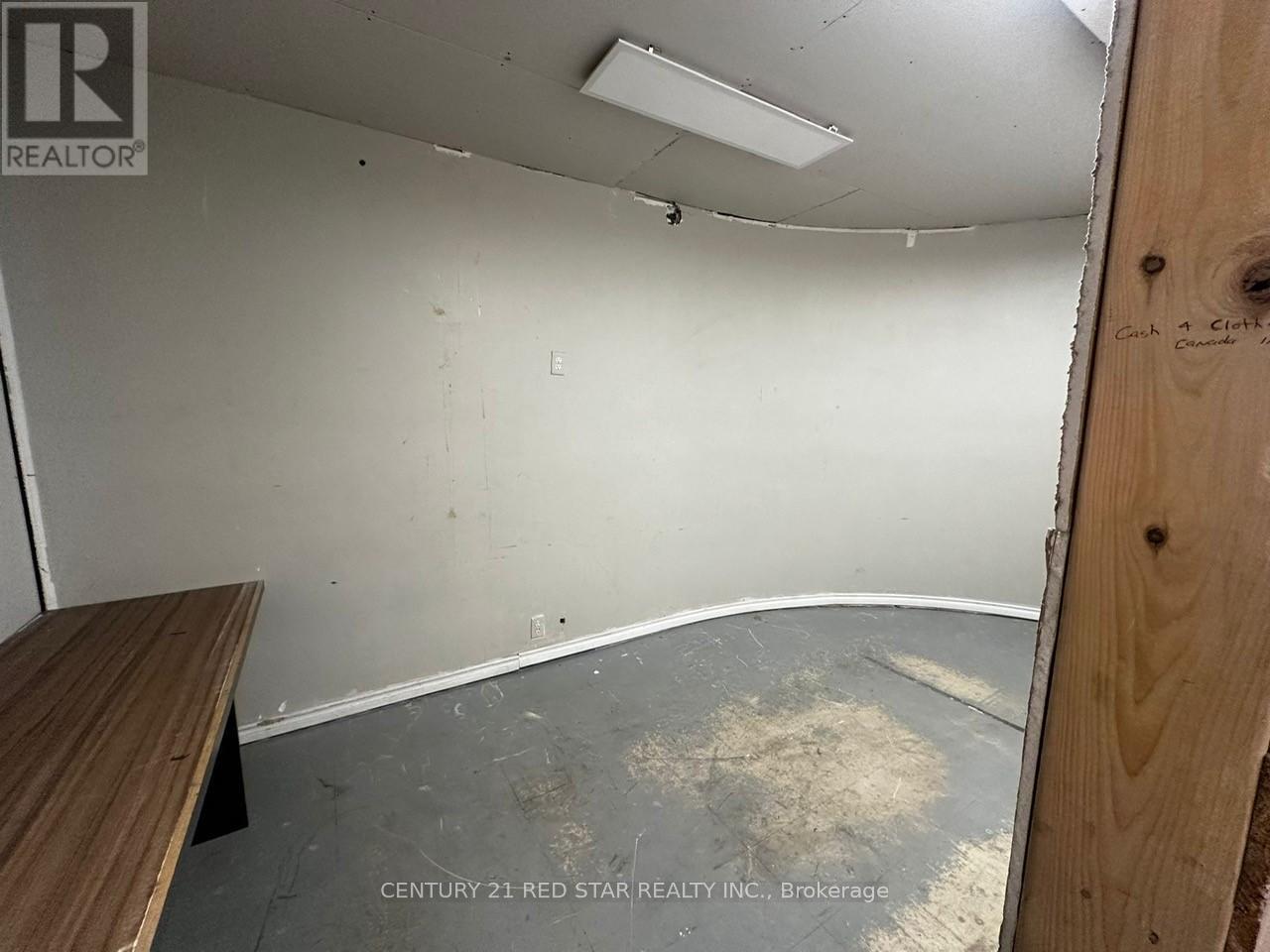 21 - 20 Strathearn Avenue, Brampton (Steeles Industrial), Ontario  L6T 4P7 - Photo 5 - W12875438