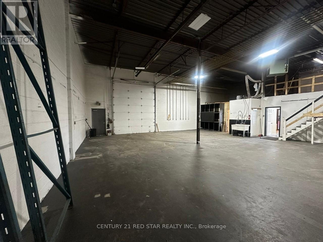 21 - 20 Strathearn Avenue, Brampton (Steeles Industrial), Ontario  L6T 4P7 - Photo 6 - W12875438