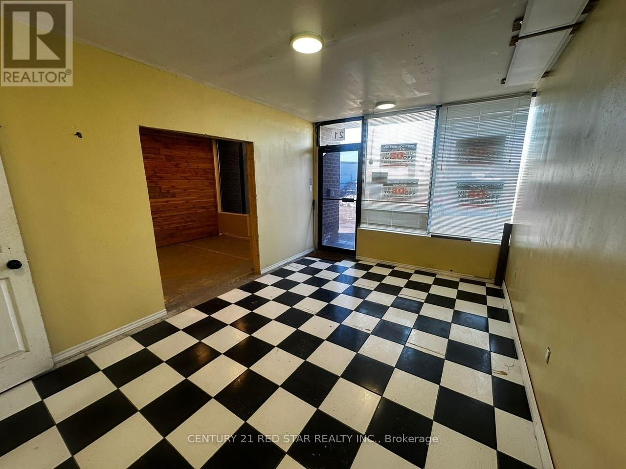 21 - 20 Strathearn Avenue, Brampton (Steeles Industrial), Ontario  L6T 4P7 - Photo 7 - W12875438