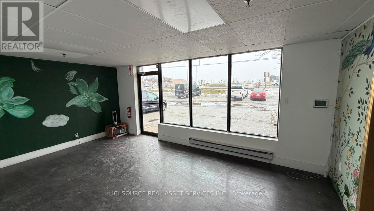 A-South Unit 31-33 - 18 Strathearn Avenue, Brampton (Steeles Industrial), Ontario  L6T 4X8 - Photo 2 - W12875442