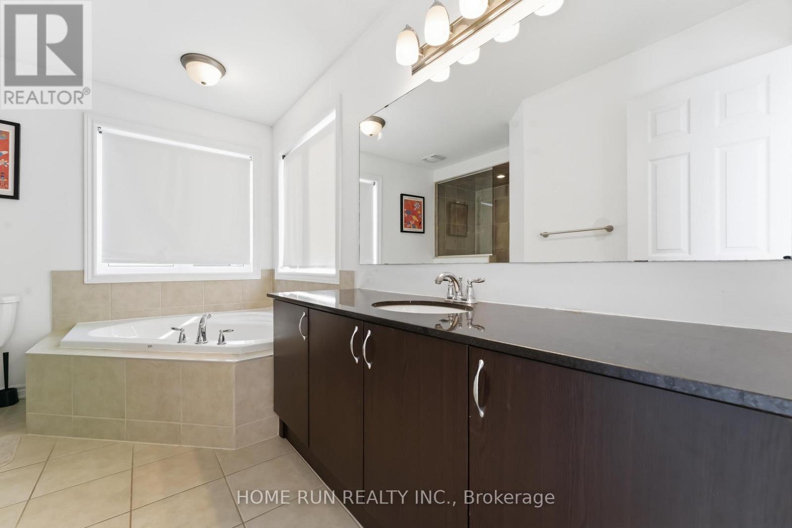 358 Meadowbreeze Drive, Ottawa, Ontario  K2M 0K3 - Photo 36 - X12874998