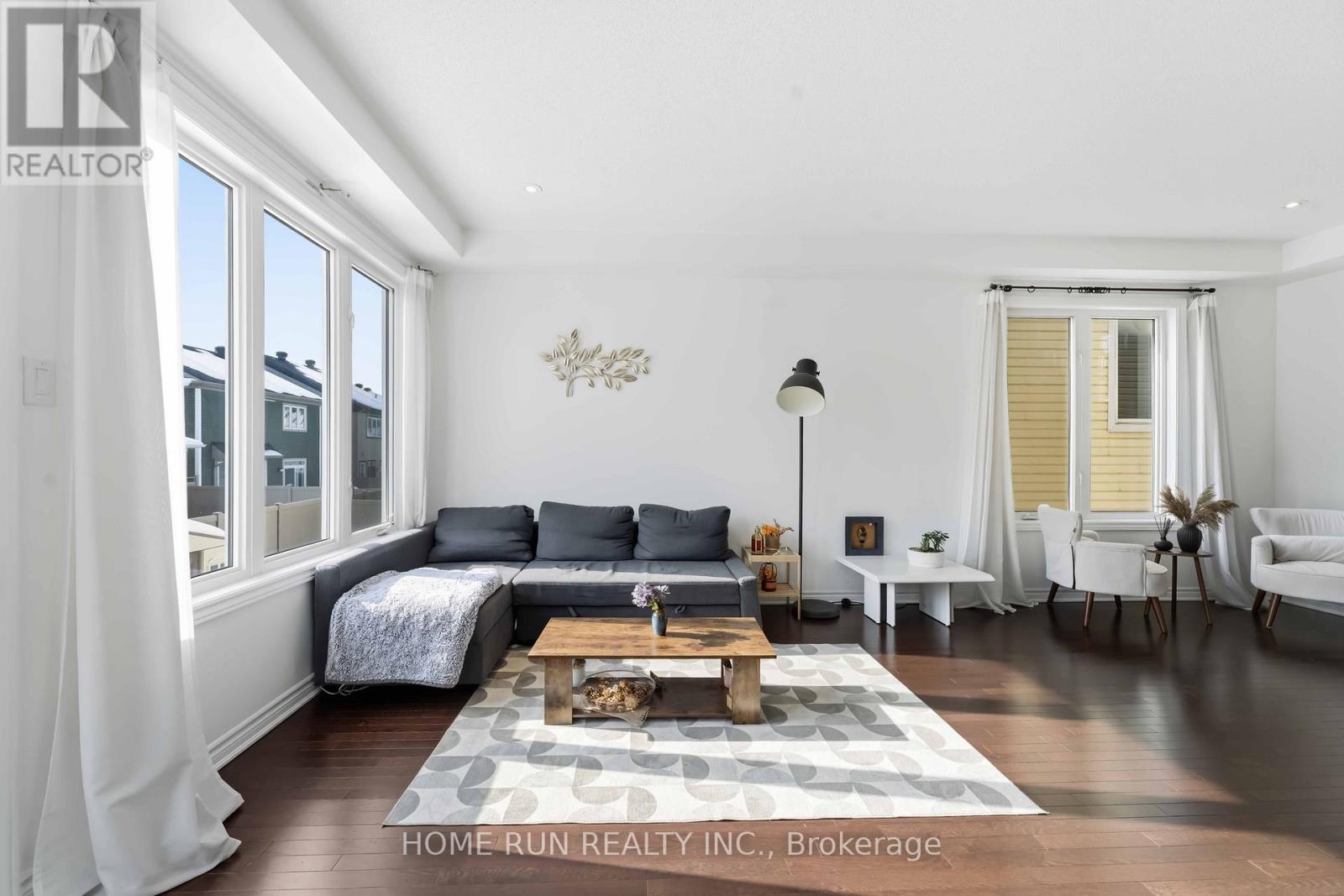 358 Meadowbreeze Drive, Ottawa, Ontario  K2M 0K3 - Photo 6 - X12874998