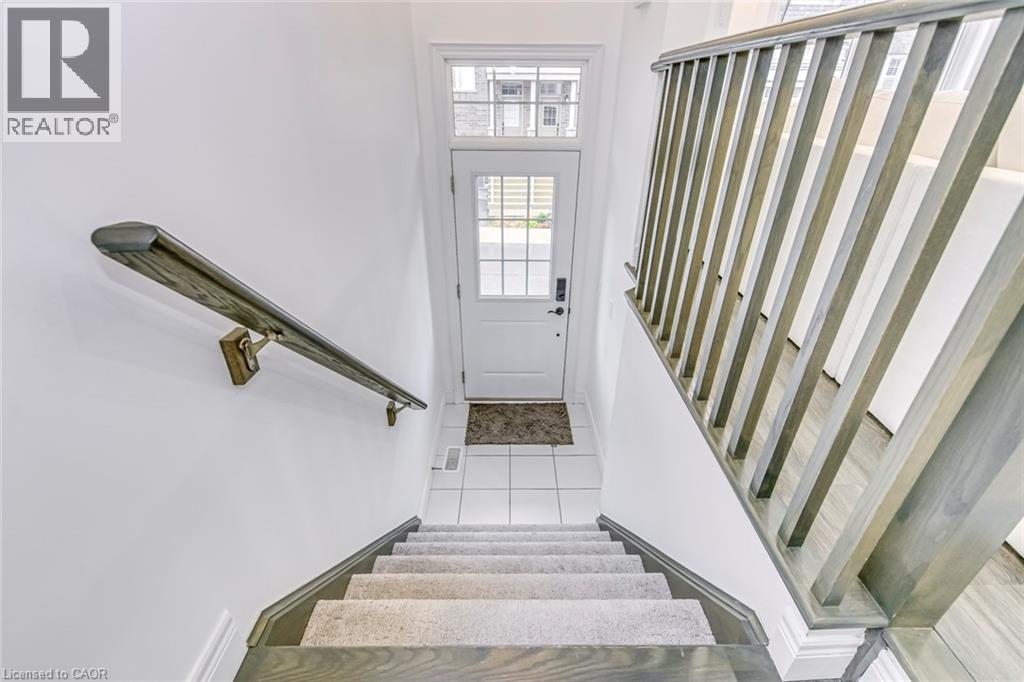 28 Barley Lane, Ancaster, Ontario  L9G 3K9 - Photo 3 - 40811459