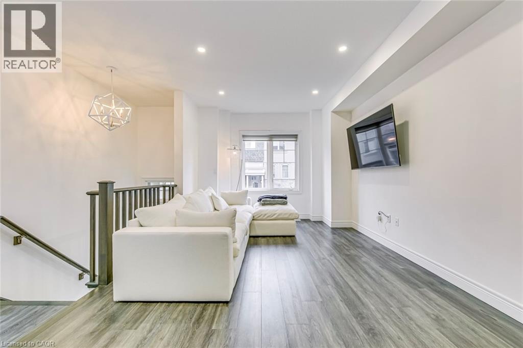 28 Barley Lane, Ancaster, Ontario  L9G 3K9 - Photo 5 - 40811459