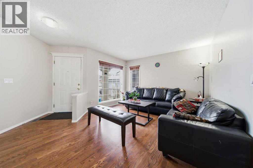 62 Hampstead Gardens Nw, Calgary, Alberta  T3A 5Y5 - Photo 8 - A2270595