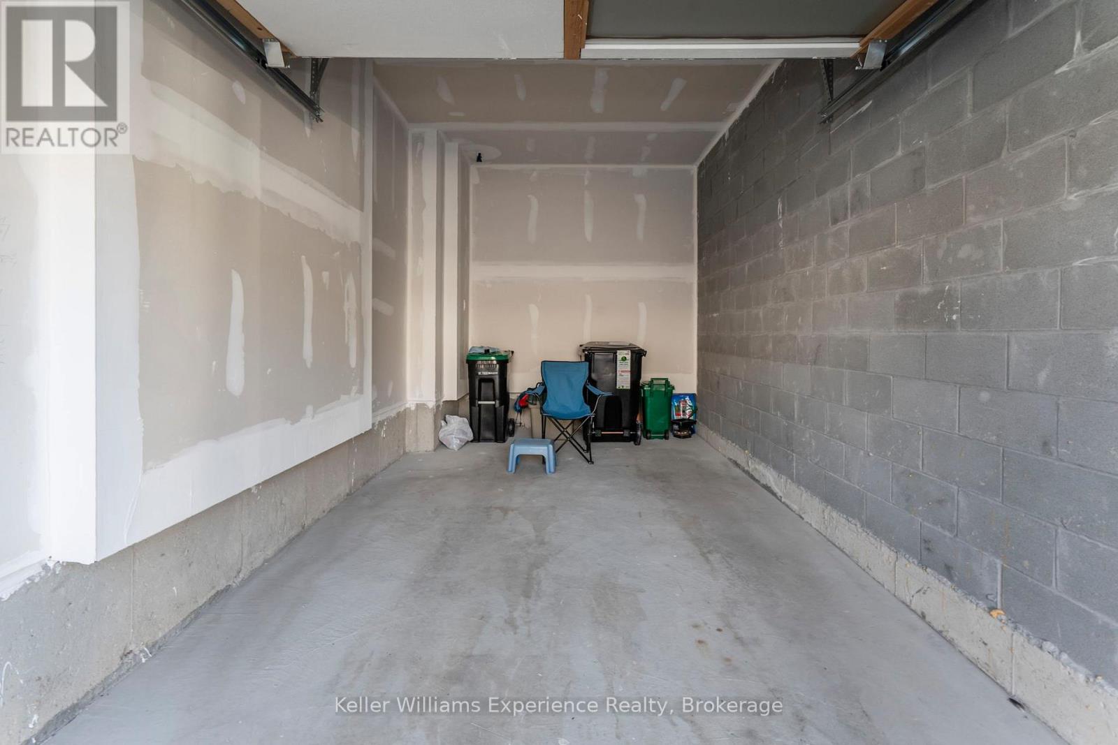 12 Durham Avenue, Barrie, Ontario  L9J 0W7 - Photo 26 - S12875284