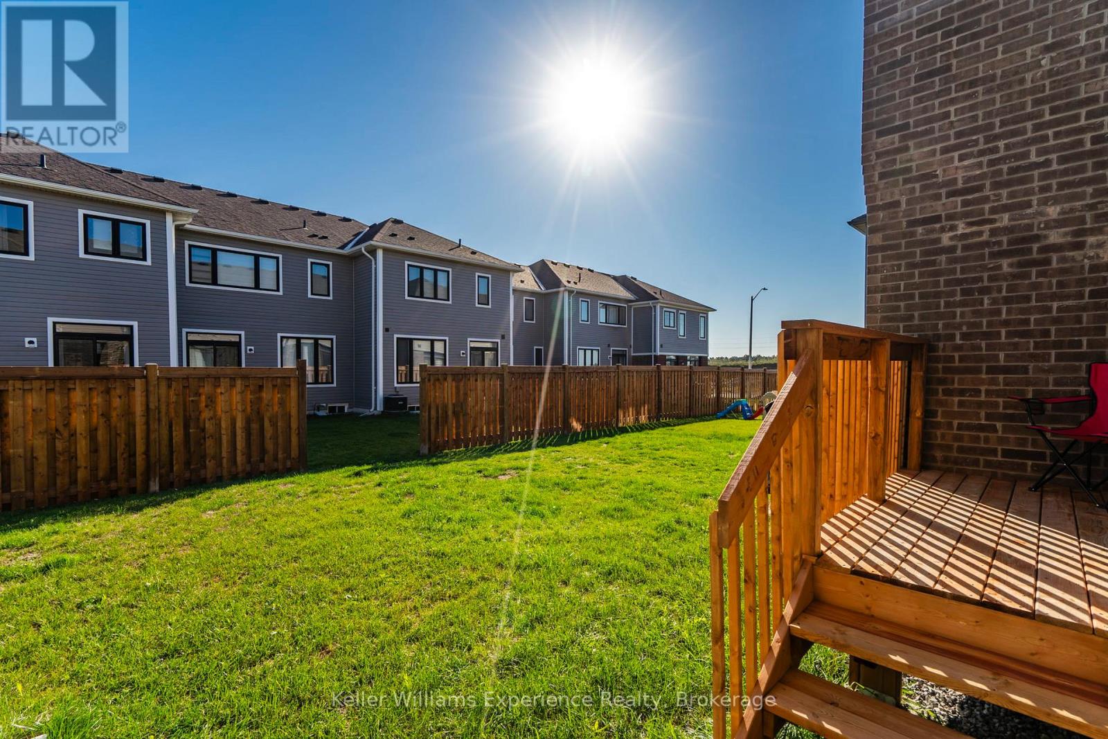 12 Durham Avenue, Barrie, Ontario  L9J 0W7 - Photo 28 - S12875284