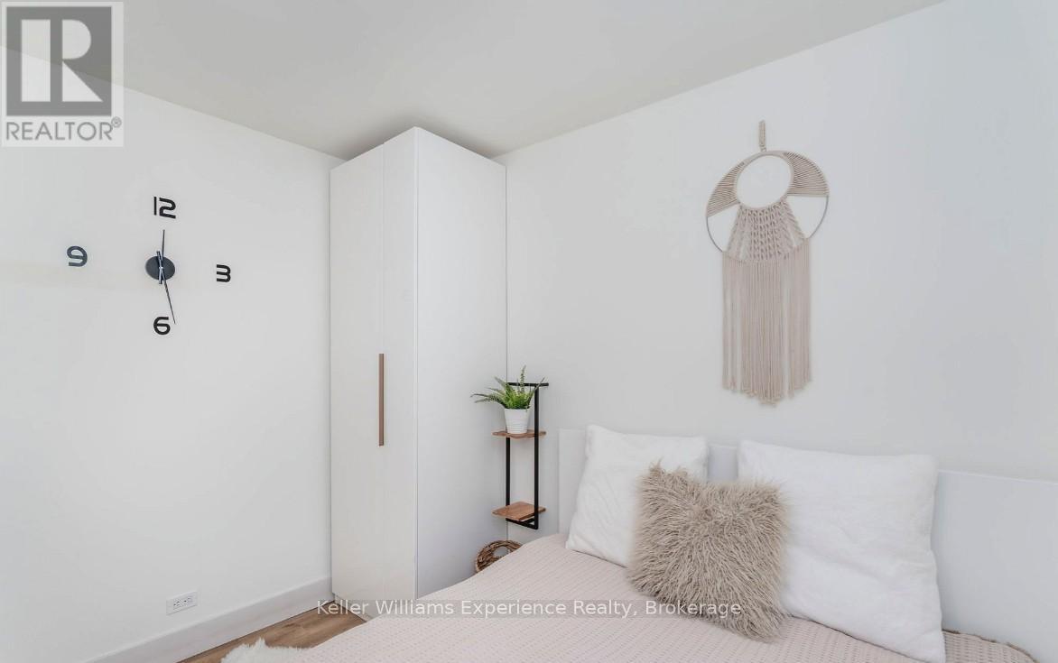 1 Sundown Road, Tiny, Ontario  L0L 2J0 - Photo 16 - S12875728