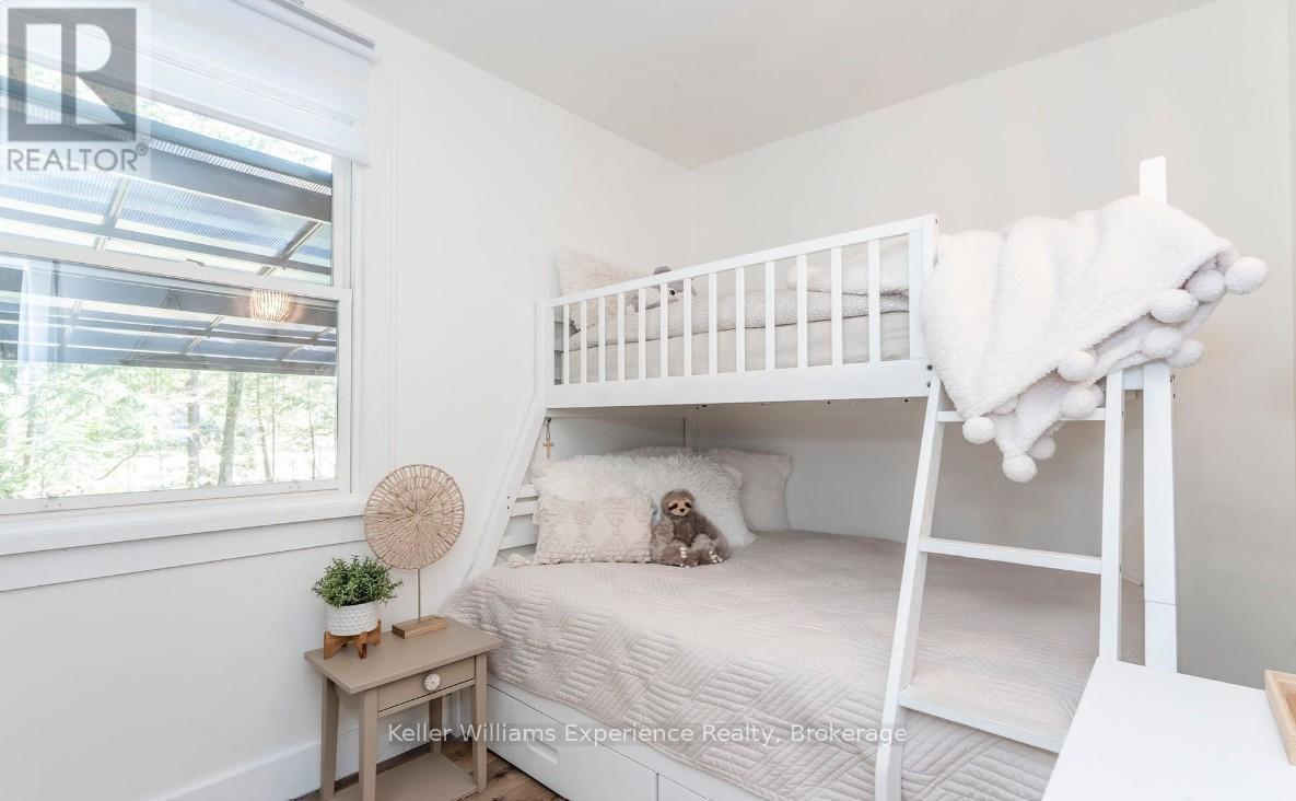 1 Sundown Road, Tiny, Ontario  L0L 2J0 - Photo 17 - S12875728