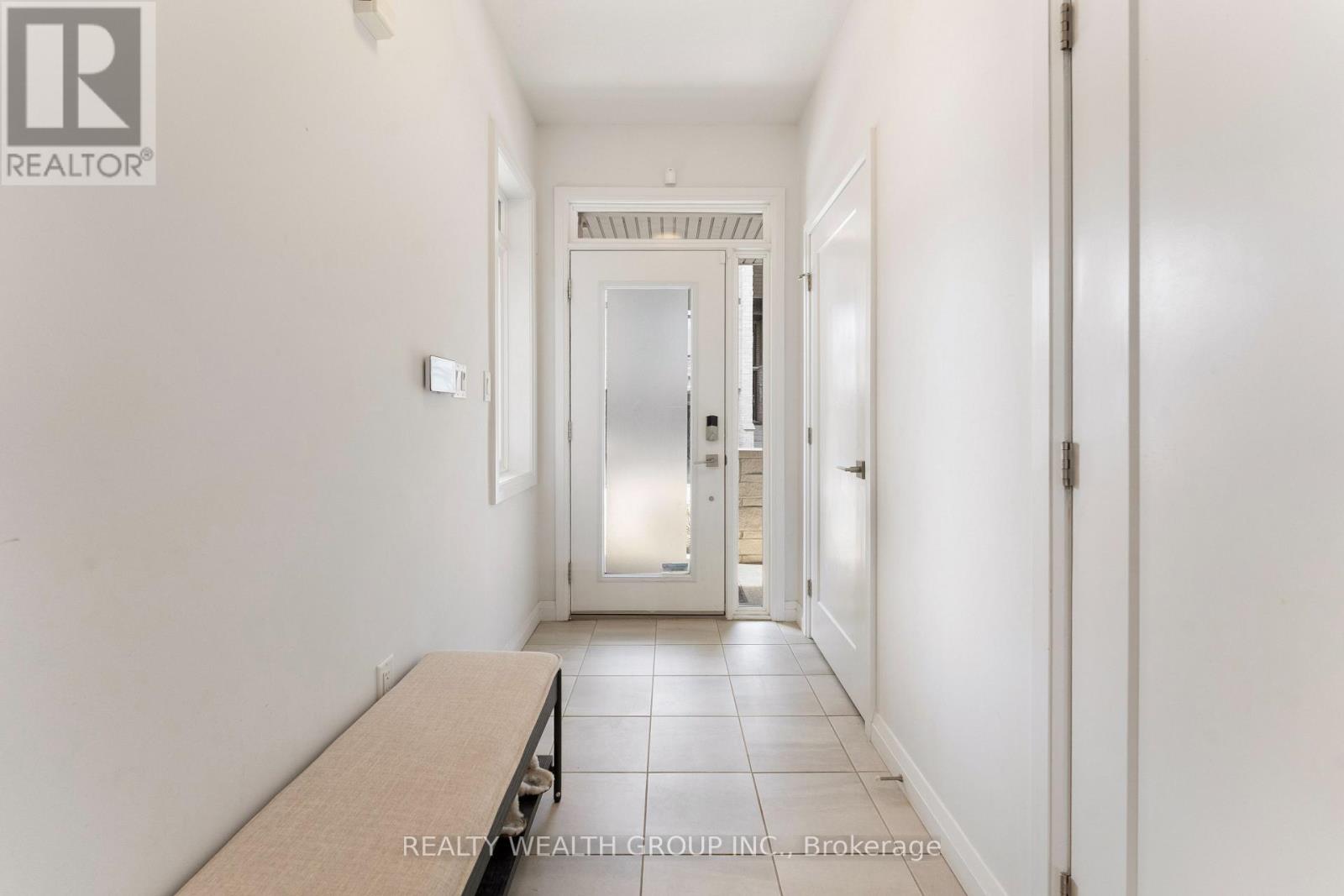 23 - 35 Midhurst Heights, Hamilton, Ontario  L8J 0K9 - Photo 3 - X12875218