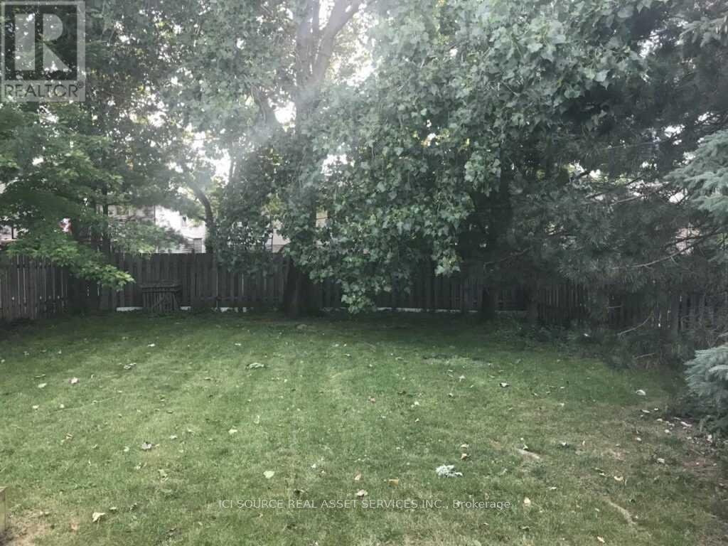 19 Tanoak Drive, London North (North E), Ontario  N6G 4Z9 - Photo 17 - X12875292