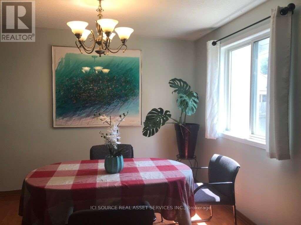 19 Tanoak Drive, London North (North E), Ontario  N6G 4Z9 - Photo 6 - X12875292