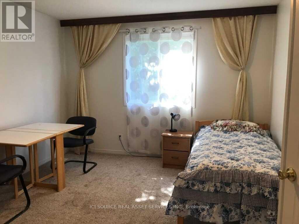 19 Tanoak Drive, London North (North E), Ontario  N6G 4Z9 - Photo 8 - X12875292