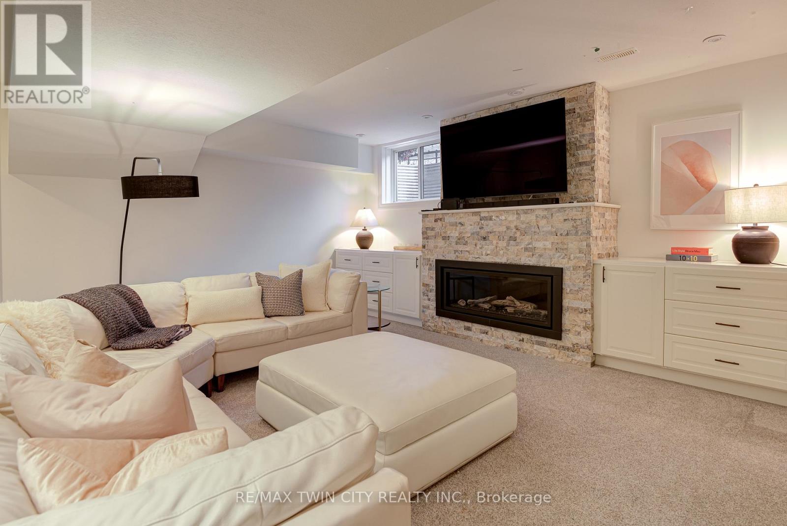 819 Copper Ridge Drive S, Waterloo, Ontario  N2K 0B5 - Photo 31 - X12875354