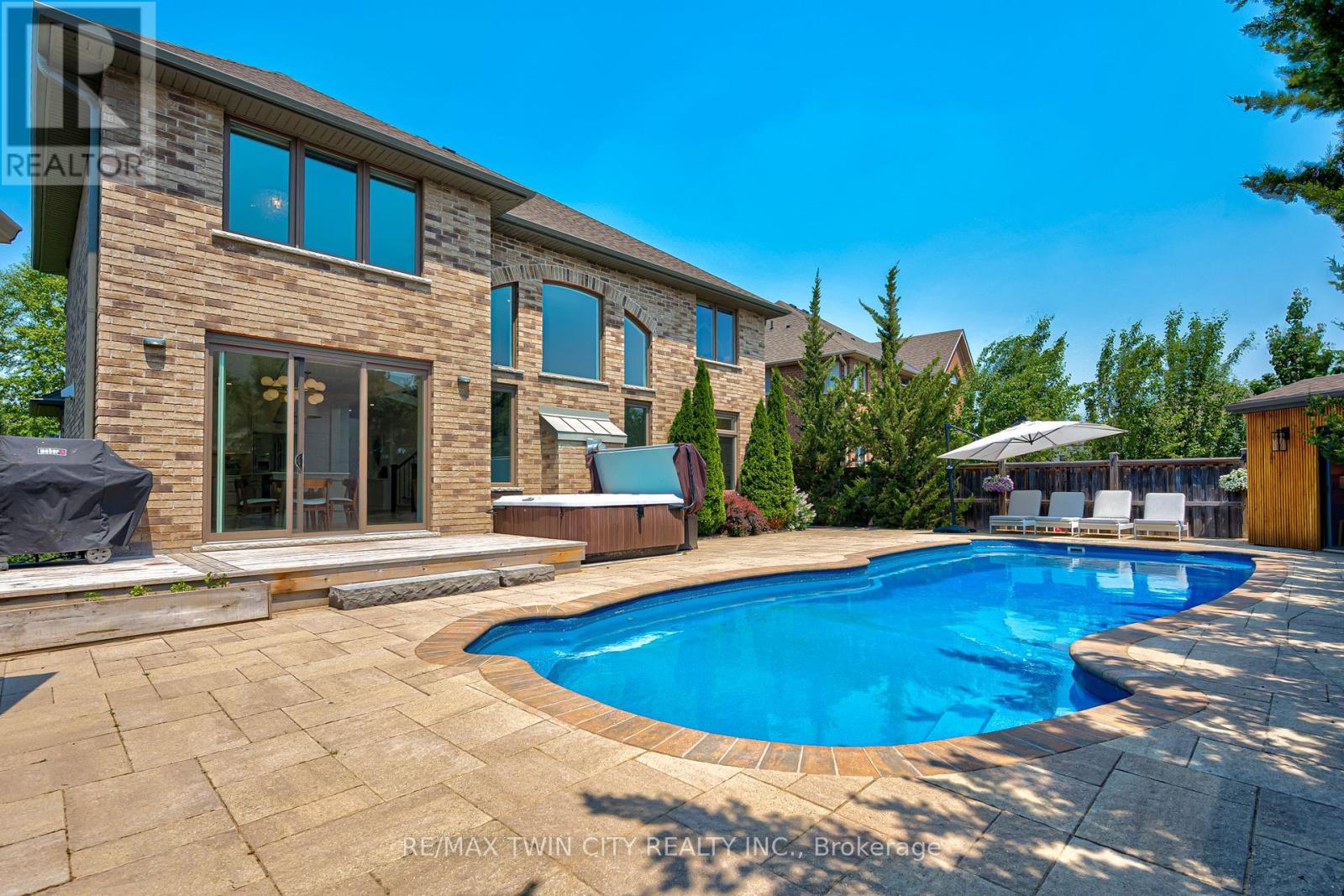 819 Copper Ridge Drive S, Waterloo, Ontario  N2K 0B5 - Photo 40 - X12875354