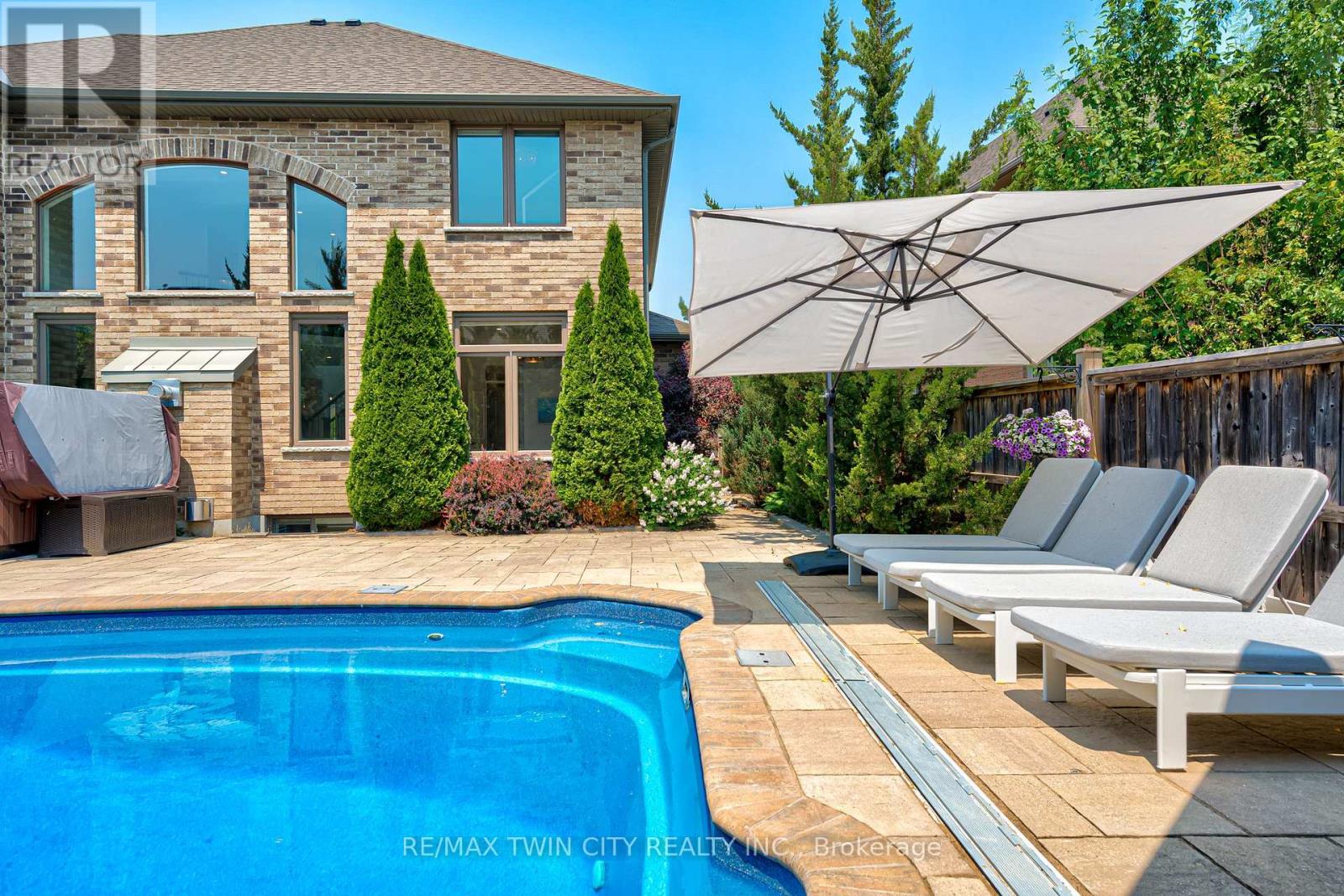 819 Copper Ridge Drive S, Waterloo, Ontario  N2K 0B5 - Photo 42 - X12875354