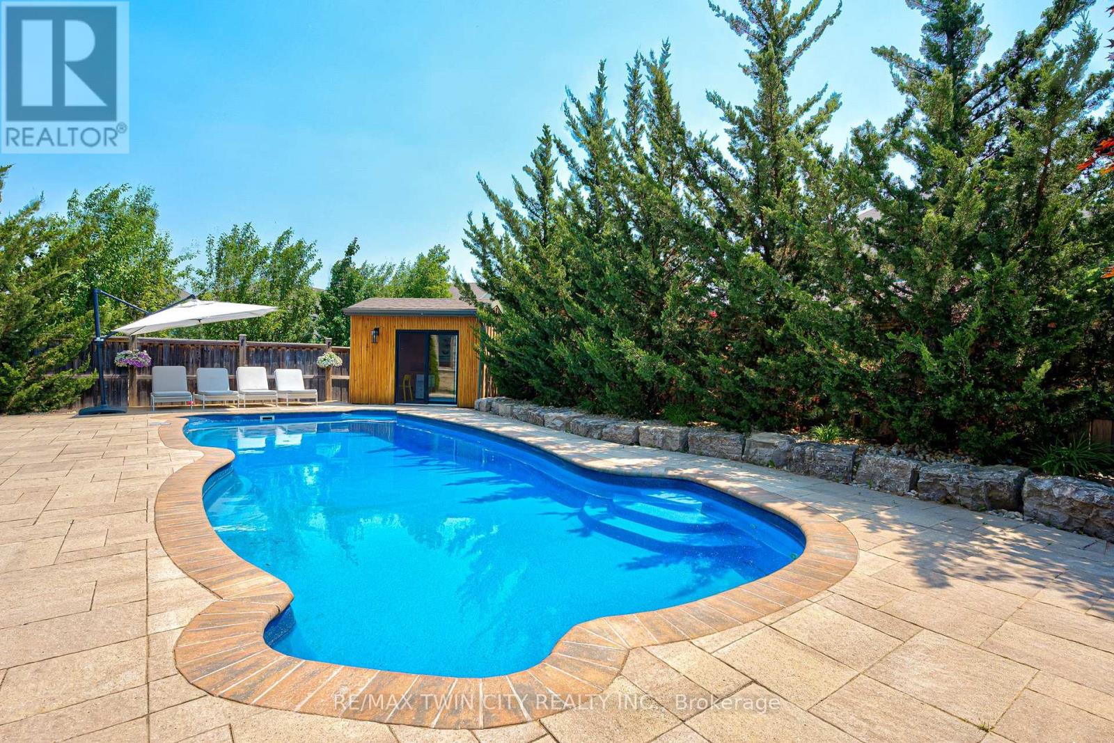 819 Copper Ridge Drive S, Waterloo, Ontario  N2K 0B5 - Photo 45 - X12875354