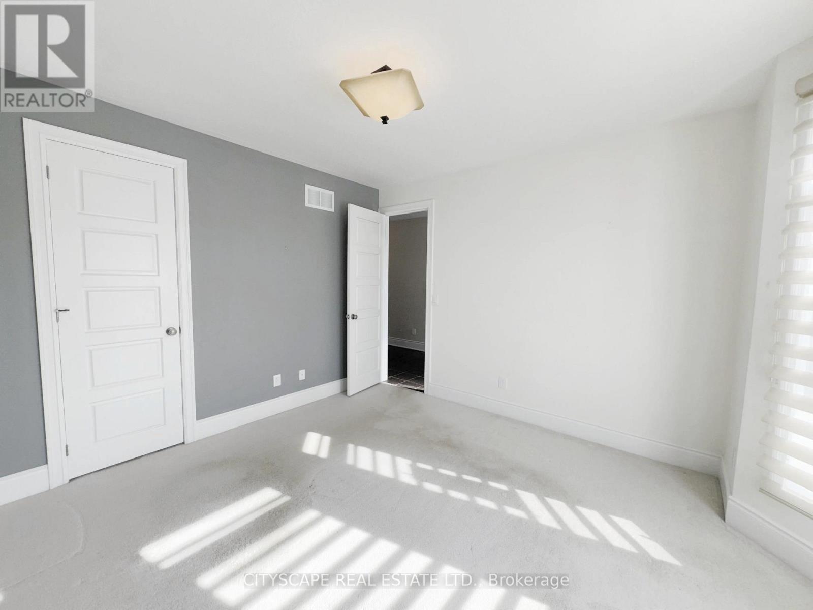 29 - 126 Aberfoyle Mill Crescent, Puslinch, Ontario  N1H 6H9 - Photo 10 - X12875370