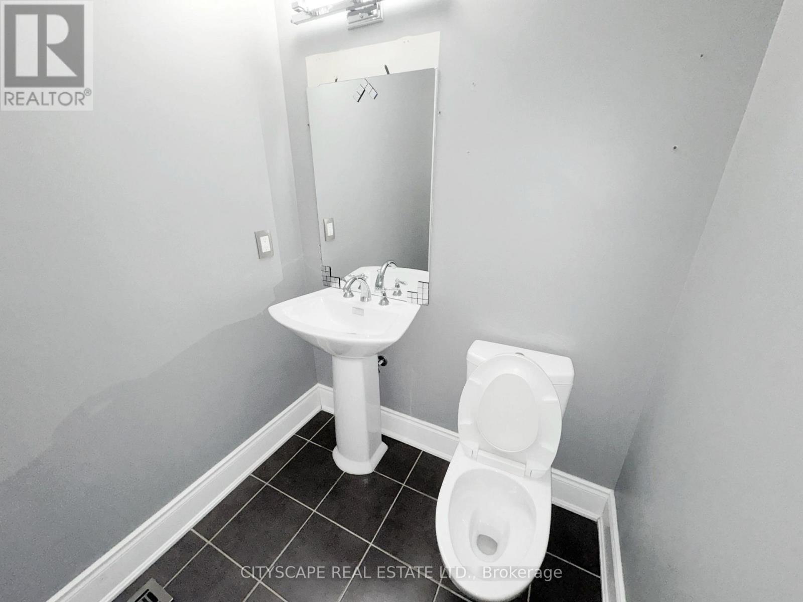 29 - 126 Aberfoyle Mill Crescent, Puslinch, Ontario  N1H 6H9 - Photo 11 - X12875370