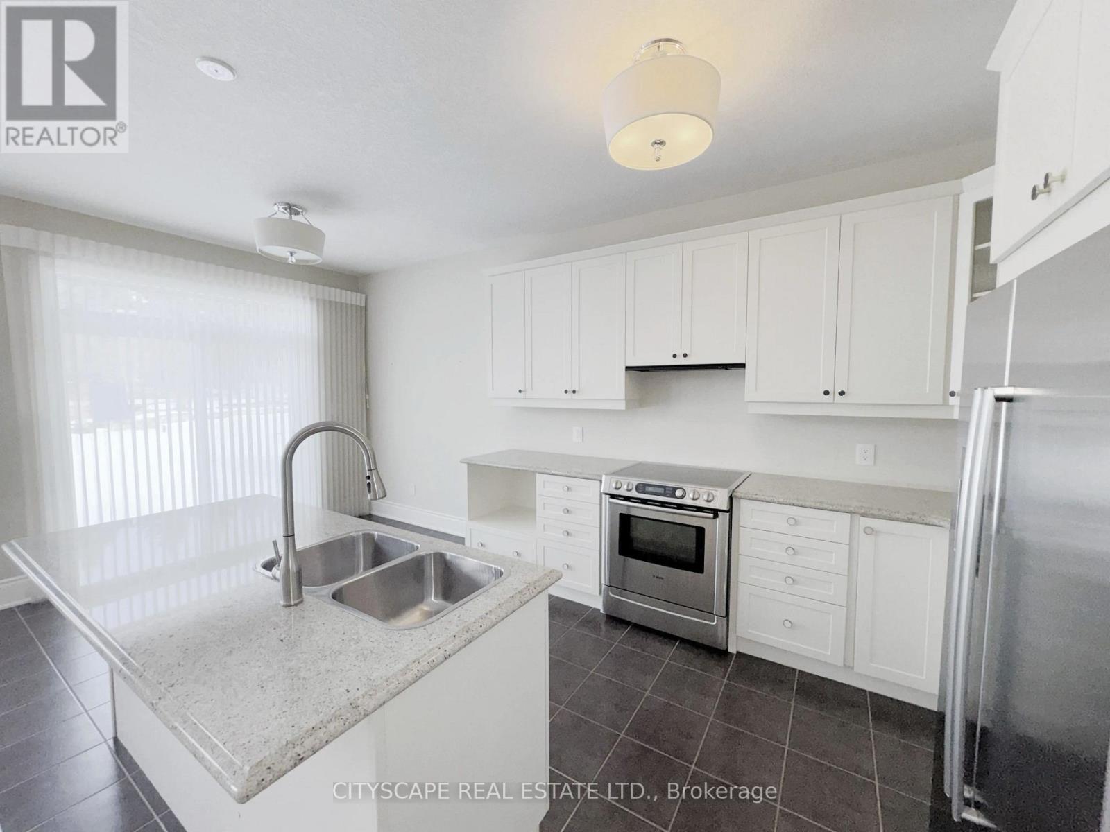 29 - 126 Aberfoyle Mill Crescent, Puslinch, Ontario  N1H 6H9 - Photo 18 - X12875370