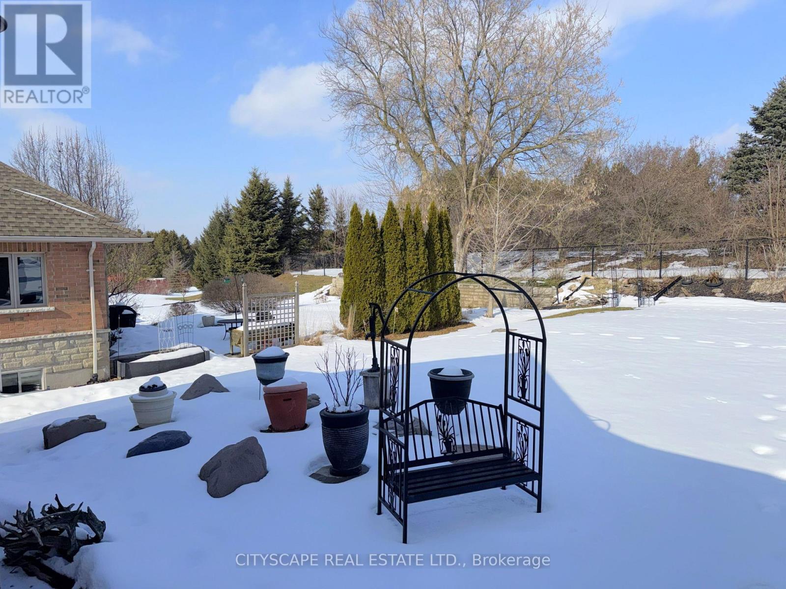 29 - 126 Aberfoyle Mill Crescent, Puslinch, Ontario  N1H 6H9 - Photo 46 - X12875370