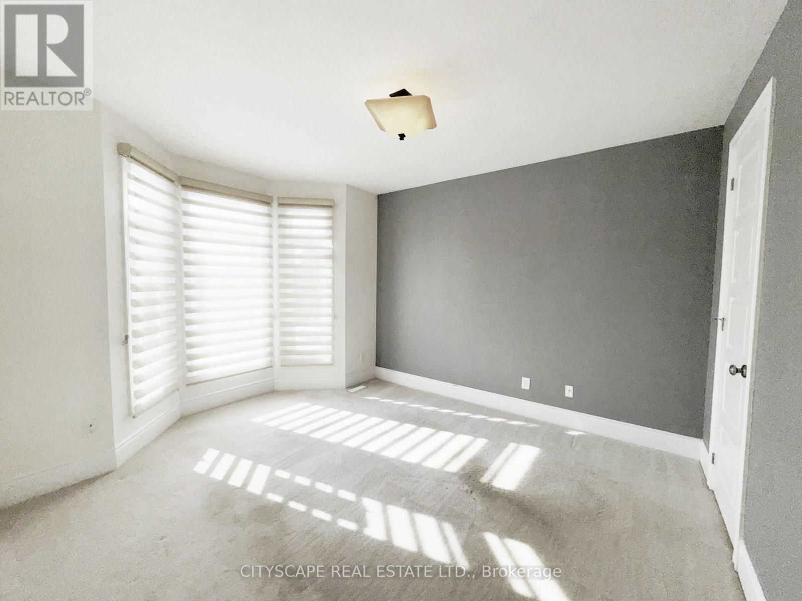 29 - 126 Aberfoyle Mill Crescent, Puslinch, Ontario  N1H 6H9 - Photo 8 - X12875370