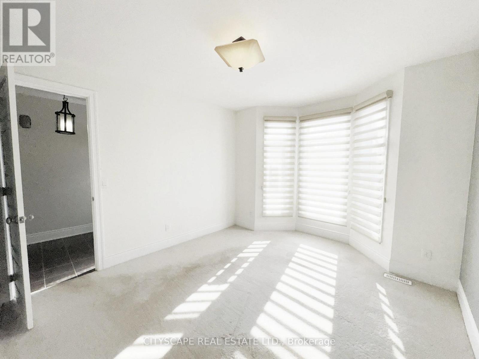 29 - 126 Aberfoyle Mill Crescent, Puslinch, Ontario  N1H 6H9 - Photo 9 - X12875370