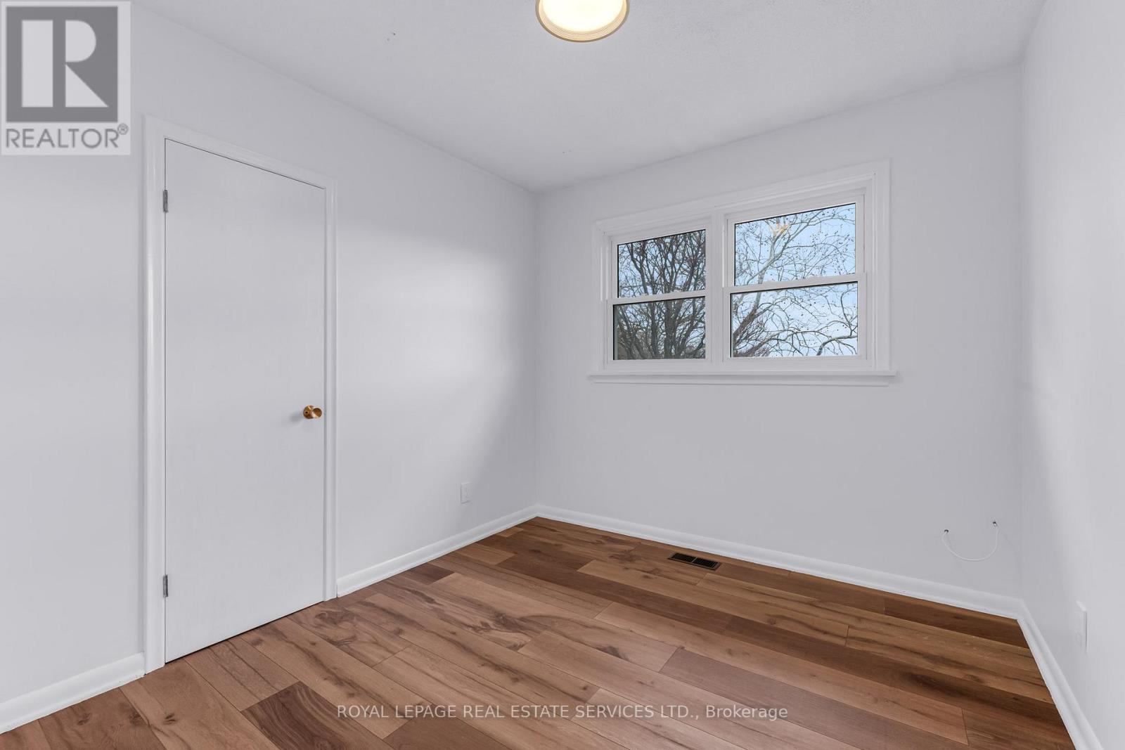 4567 Ontario Street, Lincoln (Beamsville), Ontario  L0R 1B5 - Photo 13 - X12875390