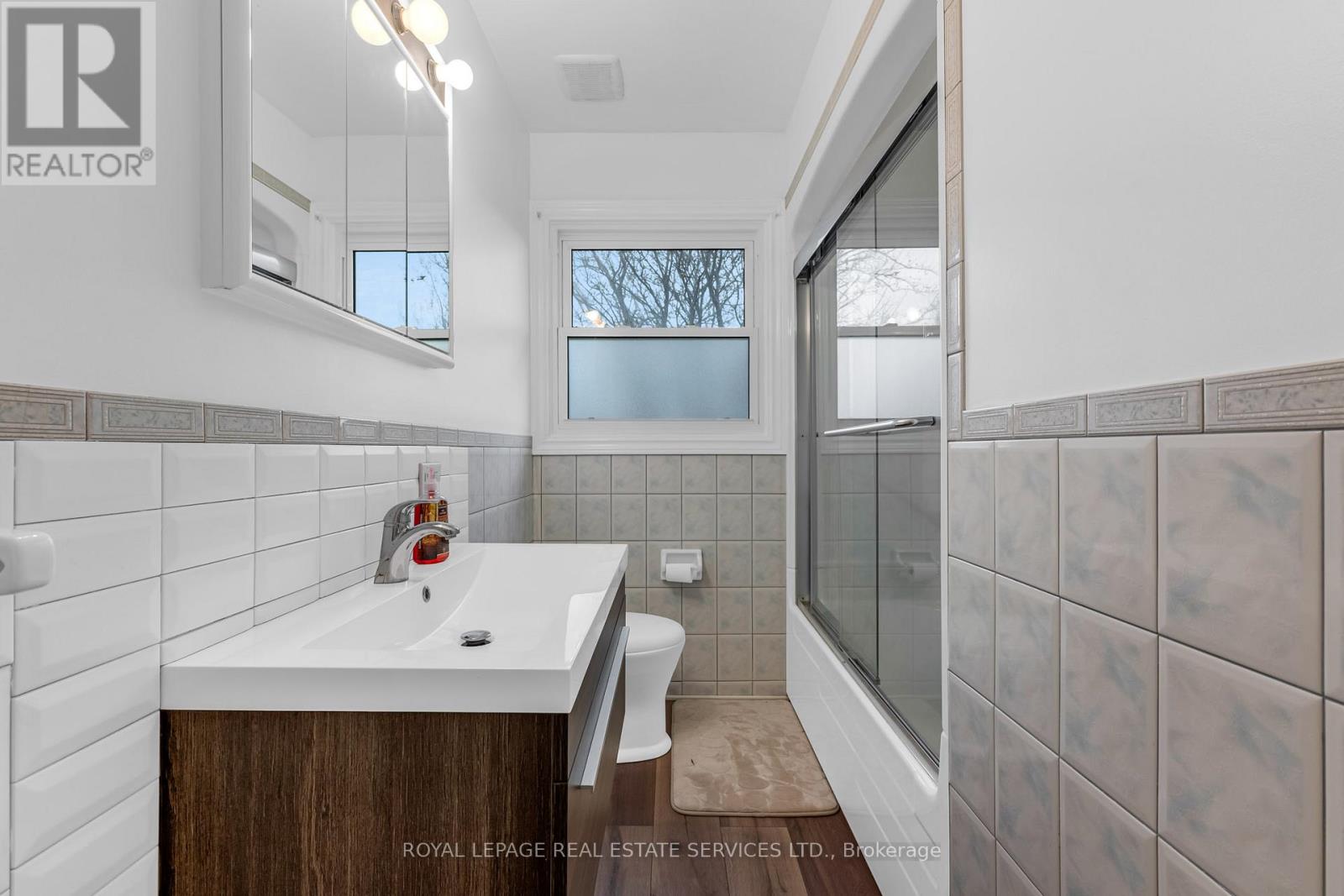 4567 Ontario Street, Lincoln (Beamsville), Ontario  L0R 1B5 - Photo 14 - X12875390