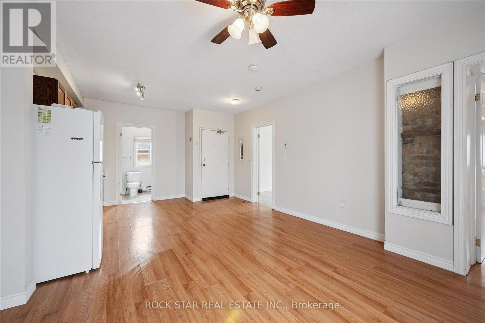 2 - 159 Church Street, Kitchener, Ontario  N2G 2S5 - Photo 4 - X12875436