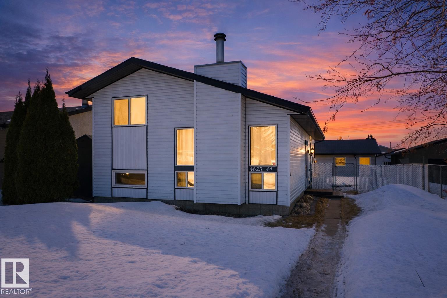 4623 44 AV, gibbons, Alberta