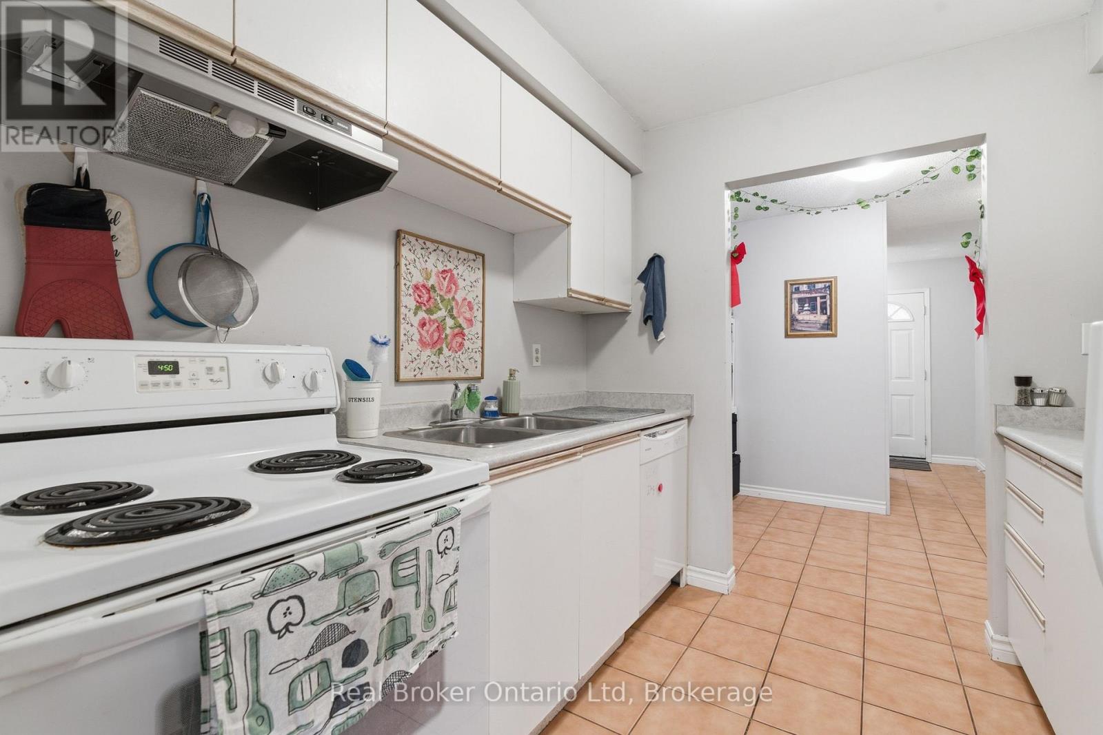 189 - 302 College Avenue W, Guelph (Dovercliffe Park/old University), Ontario  N1G 4T6 - Photo 6 - X12875410