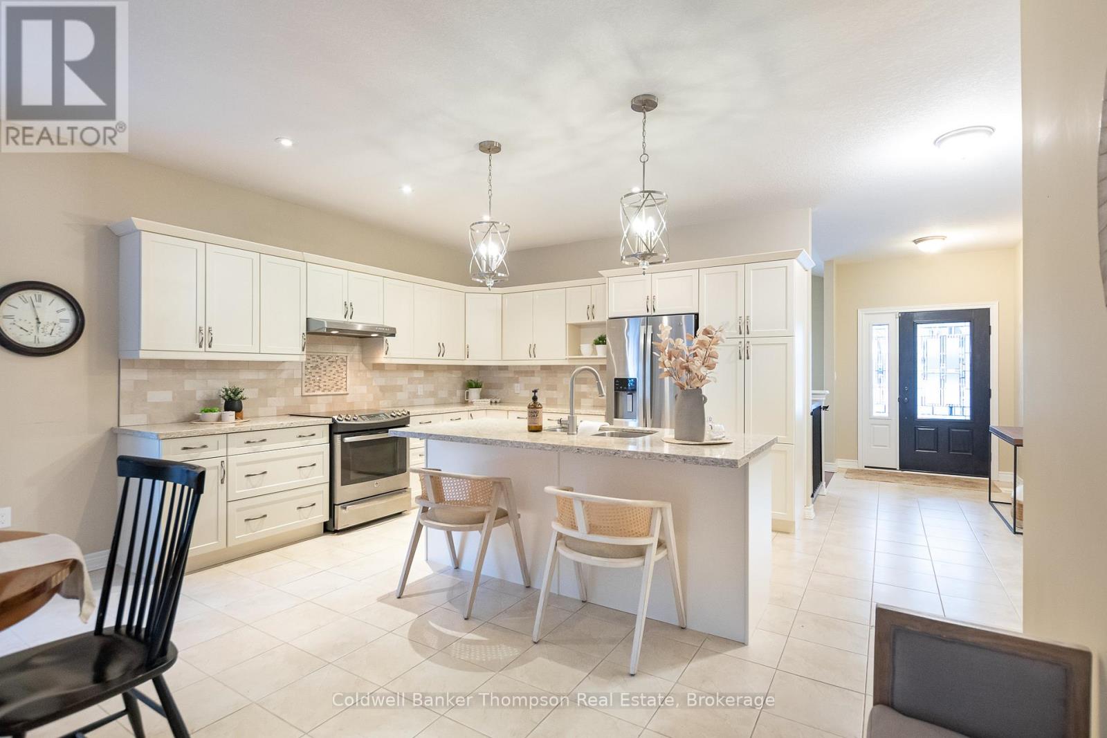 32 Prestwick Drive, Huntsville, Ontario  P1H 0C2 - Photo 17 - X12875440