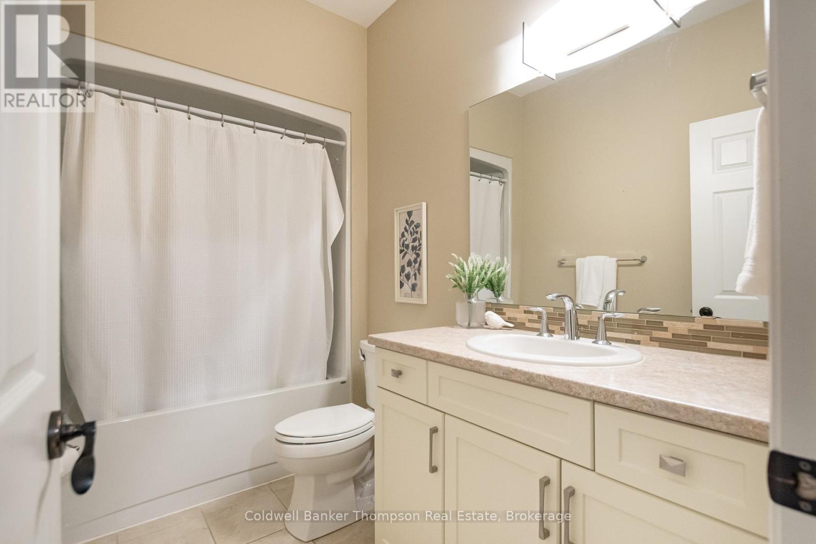 32 Prestwick Drive, Huntsville, Ontario  P1H 0C2 - Photo 25 - X12875440