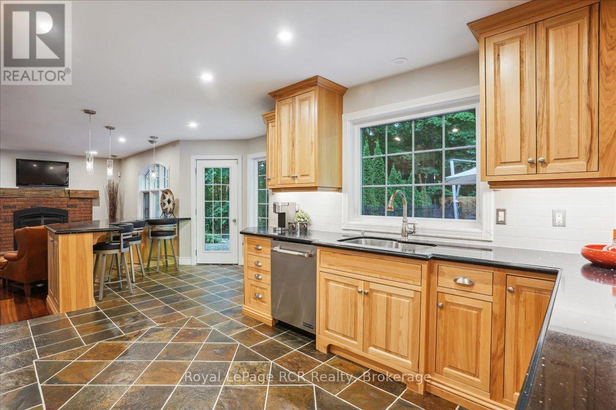 123 Atkins Street, Georgian Bluffs, Ontario  N4K 6V5 - Photo 16 - X12875448