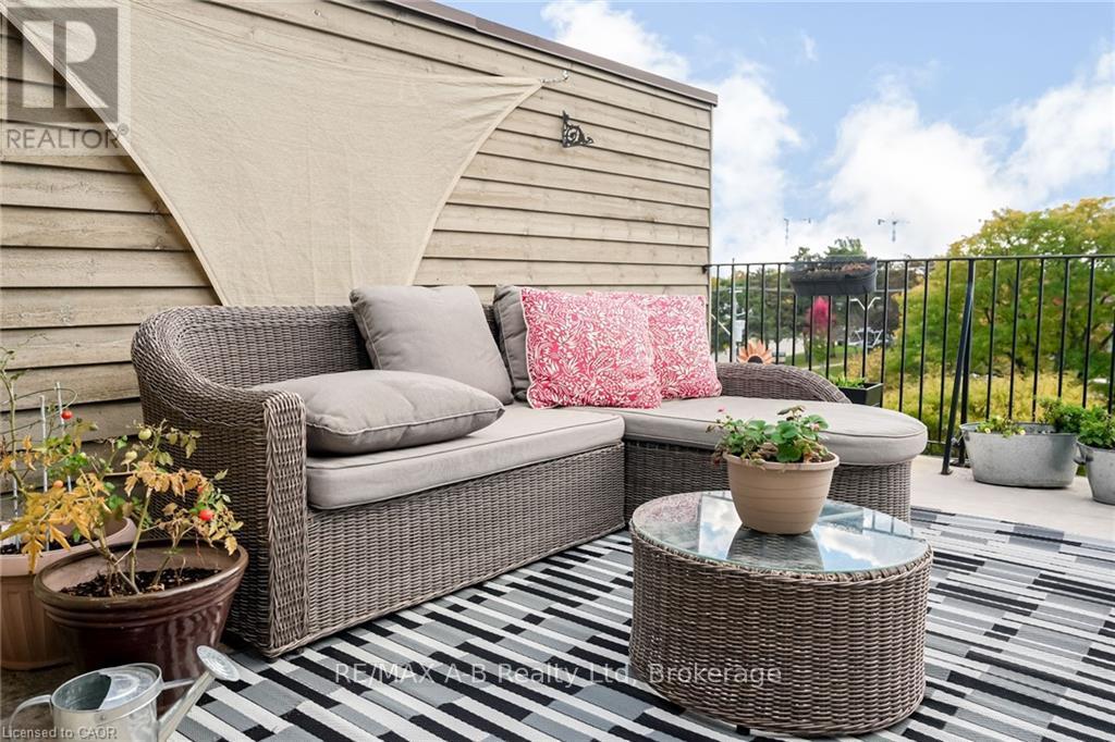 305 - 555 King Street E, Kitchener, Ontario  N2G 2L9 - Photo 21 - X12875630