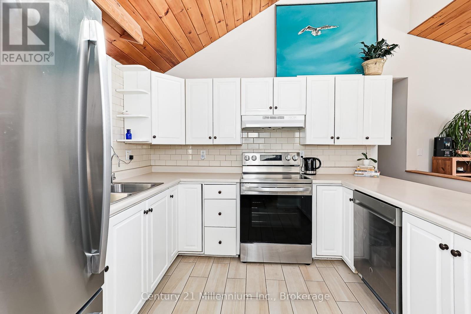 129 Edward Street, Blue Mountains, Ontario  N0H 1J0 - Photo 13 - X12875692