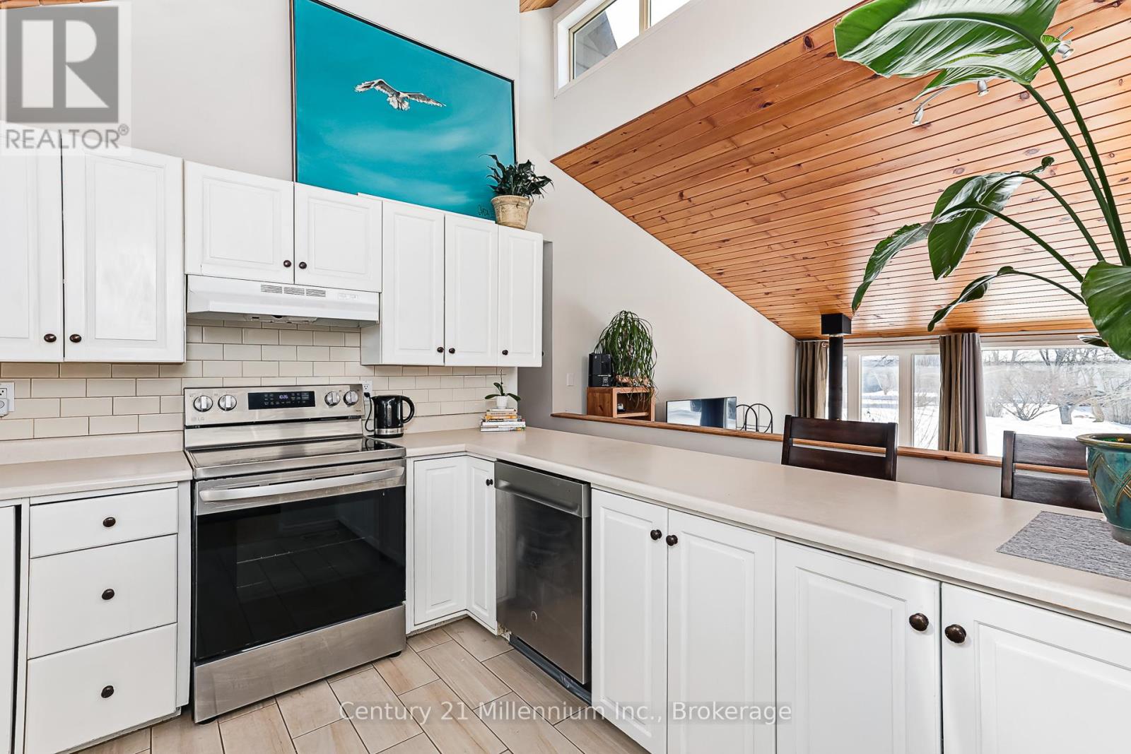 129 Edward Street, Blue Mountains, Ontario  N0H 1J0 - Photo 14 - X12875692