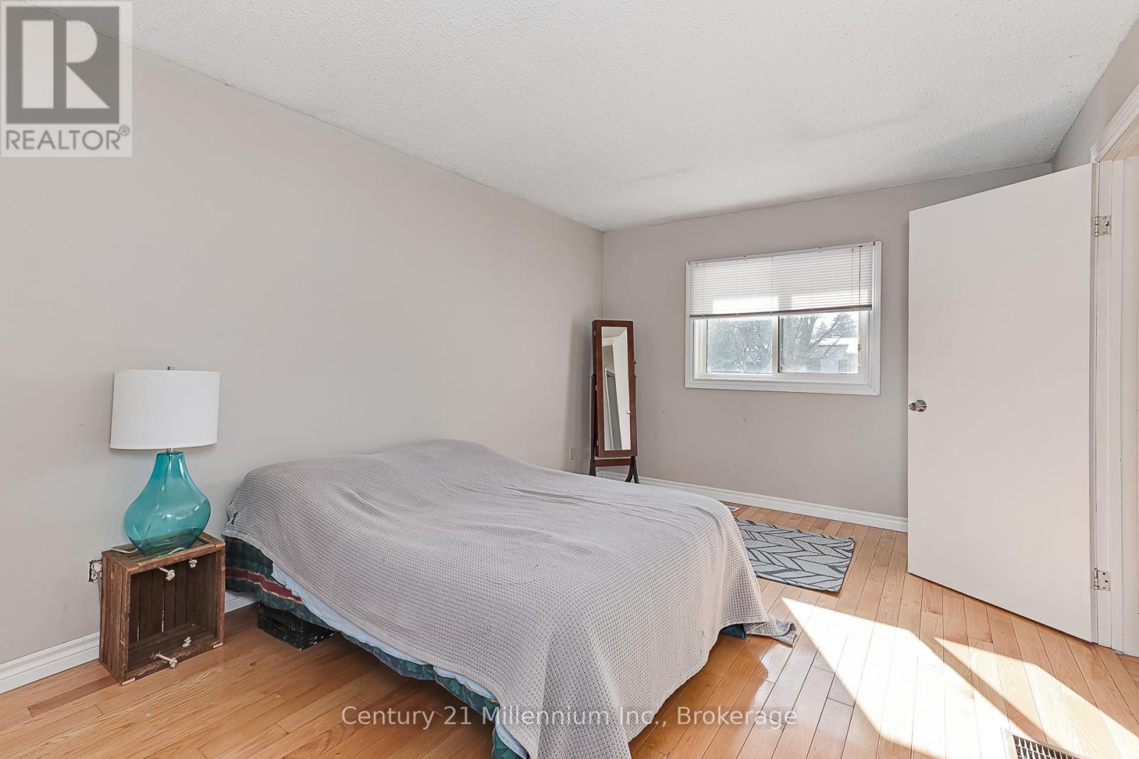 129 Edward Street, Blue Mountains, Ontario  N0H 1J0 - Photo 20 - X12875692