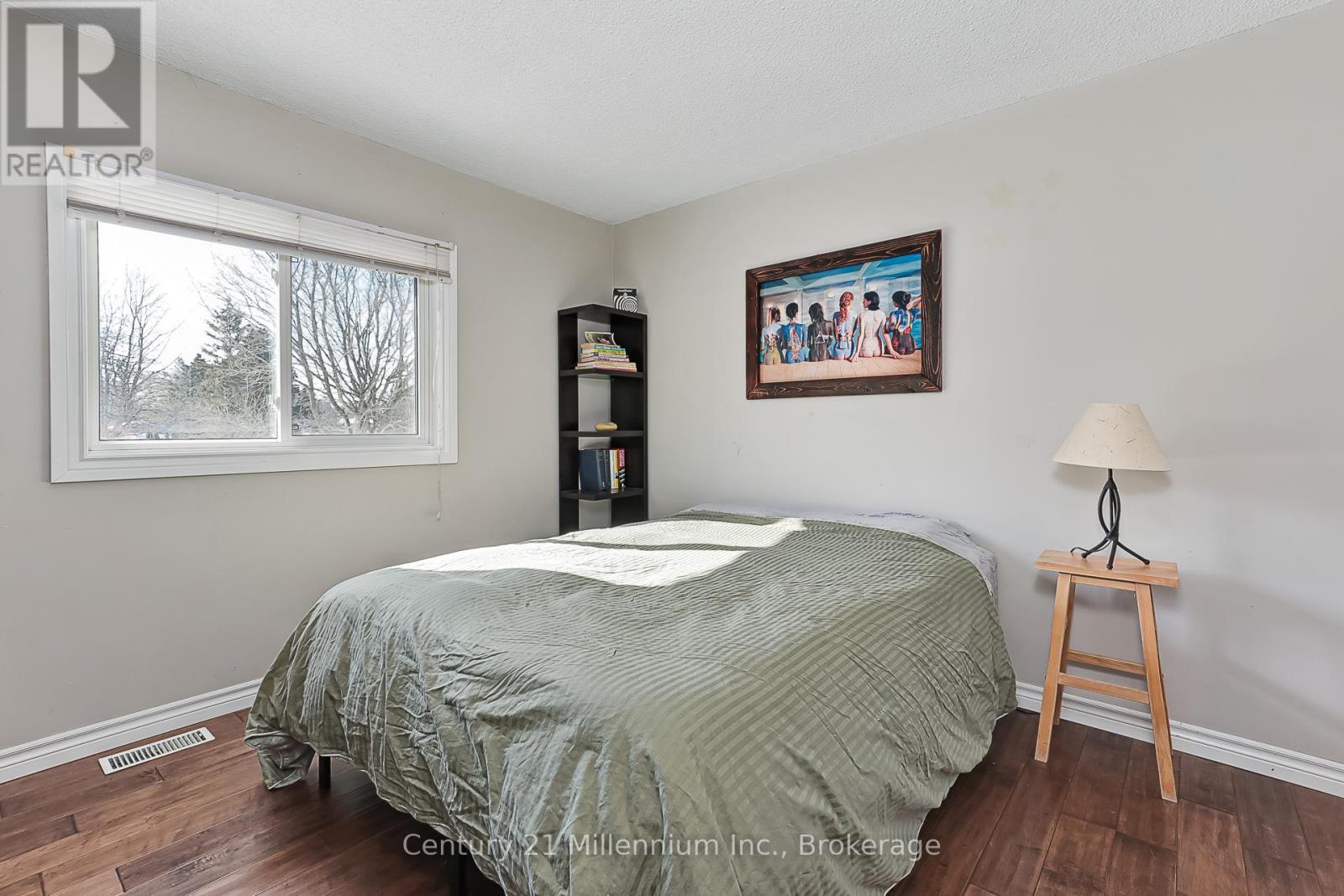 129 Edward Street, Blue Mountains, Ontario  N0H 1J0 - Photo 21 - X12875692