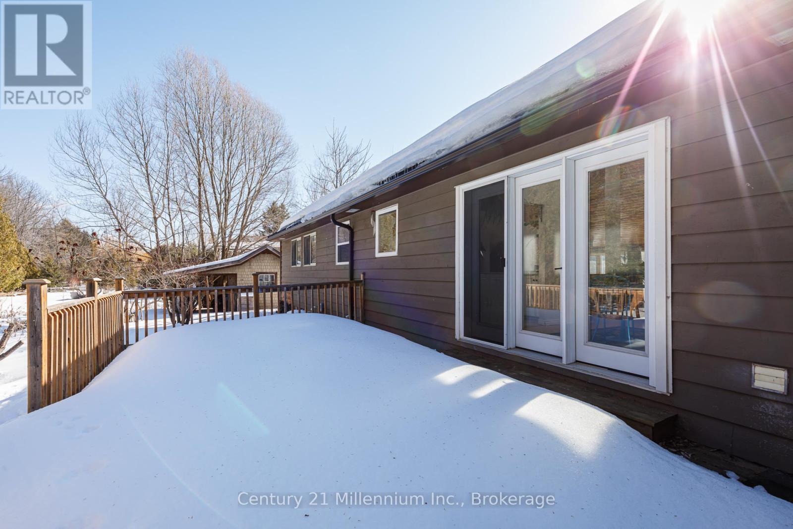 129 Edward Street, Blue Mountains, Ontario  N0H 1J0 - Photo 36 - X12875692