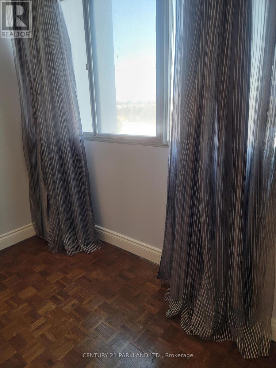 1102 - 3 Massey Square, Toronto, Ontario  M4C 5L5 - Photo 23 - E12831694