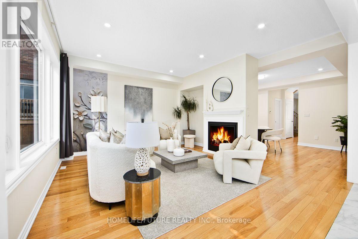 1193 Enchanted Crescent, Pickering, Ontario  L1X 0H1 - Photo 4 - E12875116