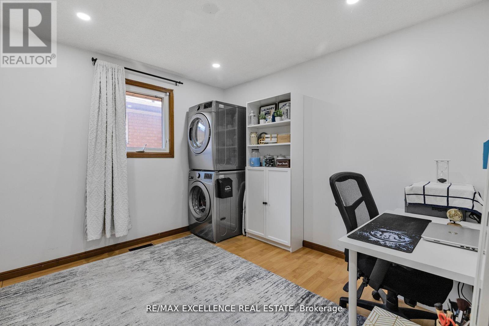 102 Juniper Drive, Hamilton (Stoney Creek), Ontario  L8E 4G6 - Photo 26 - X12872038