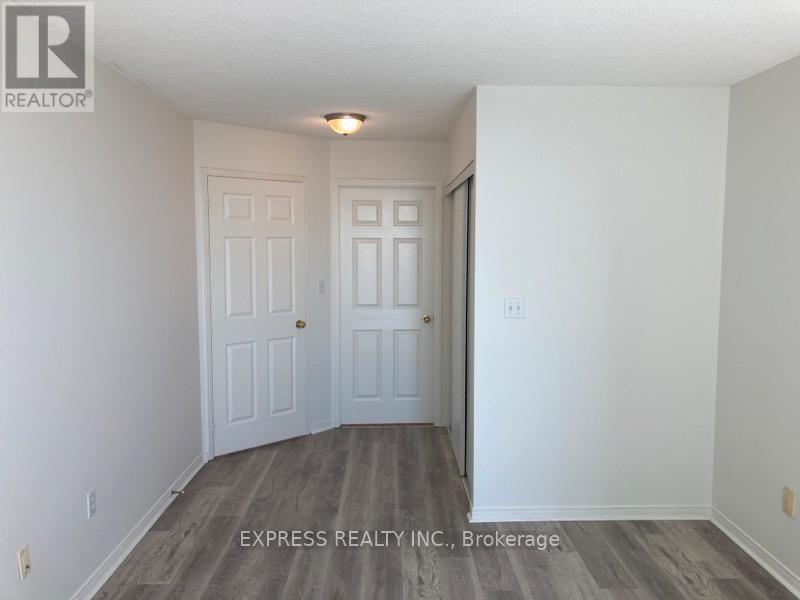 Lph15 - 39 Pemberton Avenue, Toronto (Newtonbrook East), Ontario  M2M 4L6 - Photo 13 - C12875456