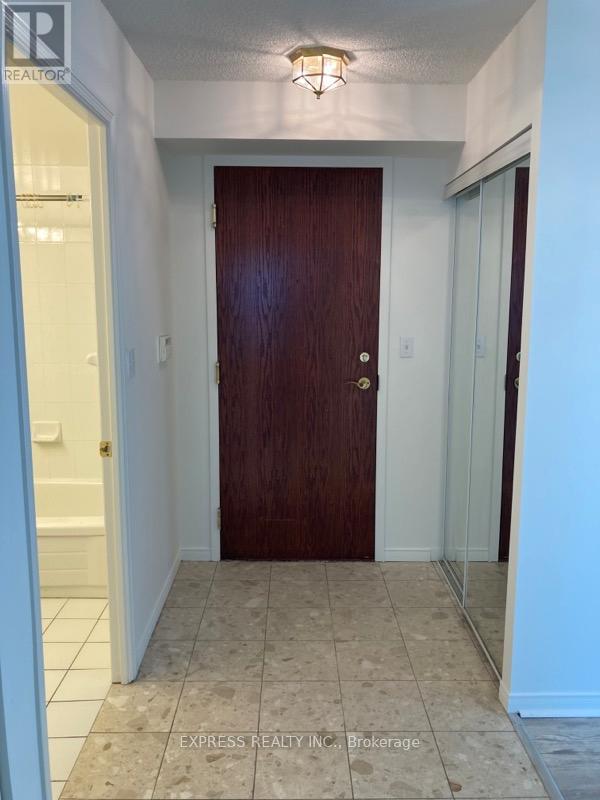 Lph15 - 39 Pemberton Avenue, Toronto (Newtonbrook East), Ontario  M2M 4L6 - Photo 7 - C12875456