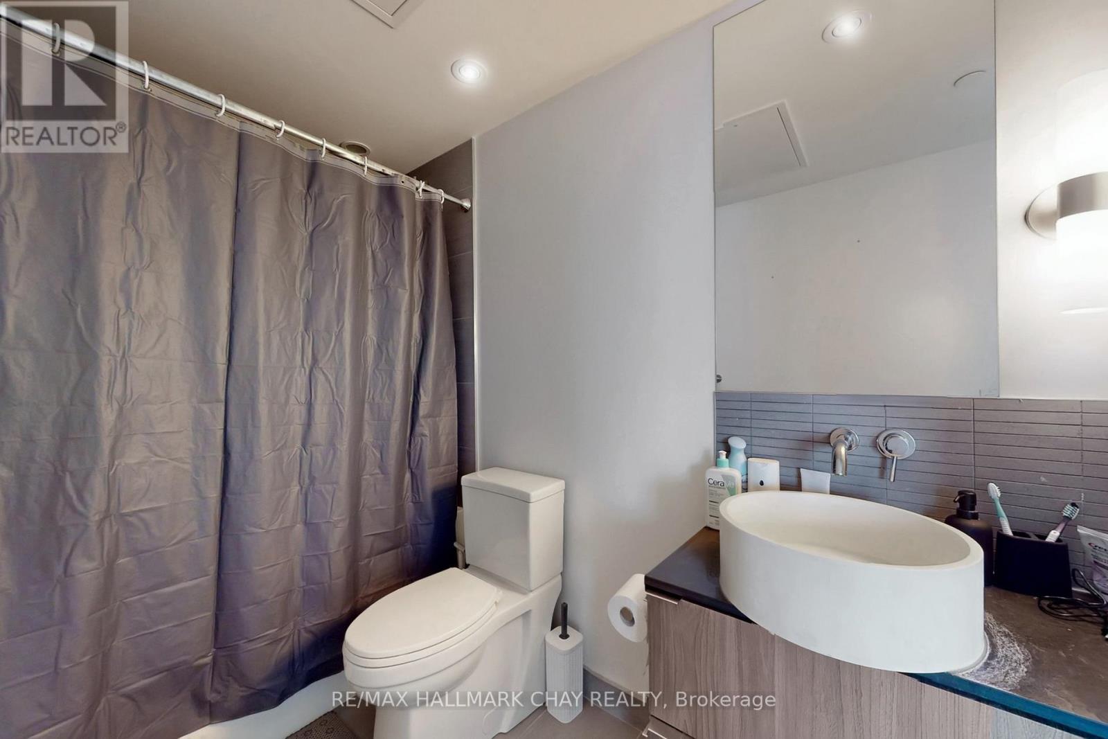 3305 - 161 Roehampton Avenue, Toronto (Mount Pleasant West), Ontario  M4P 1P9 - Photo 12 - C12875466